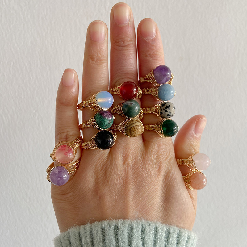Fashion Natural Crystal Stone Rings Golden Color Wire Wrap Adjustable Open Rings For Women Men Couple Wedding Ring Jewelry Gift
