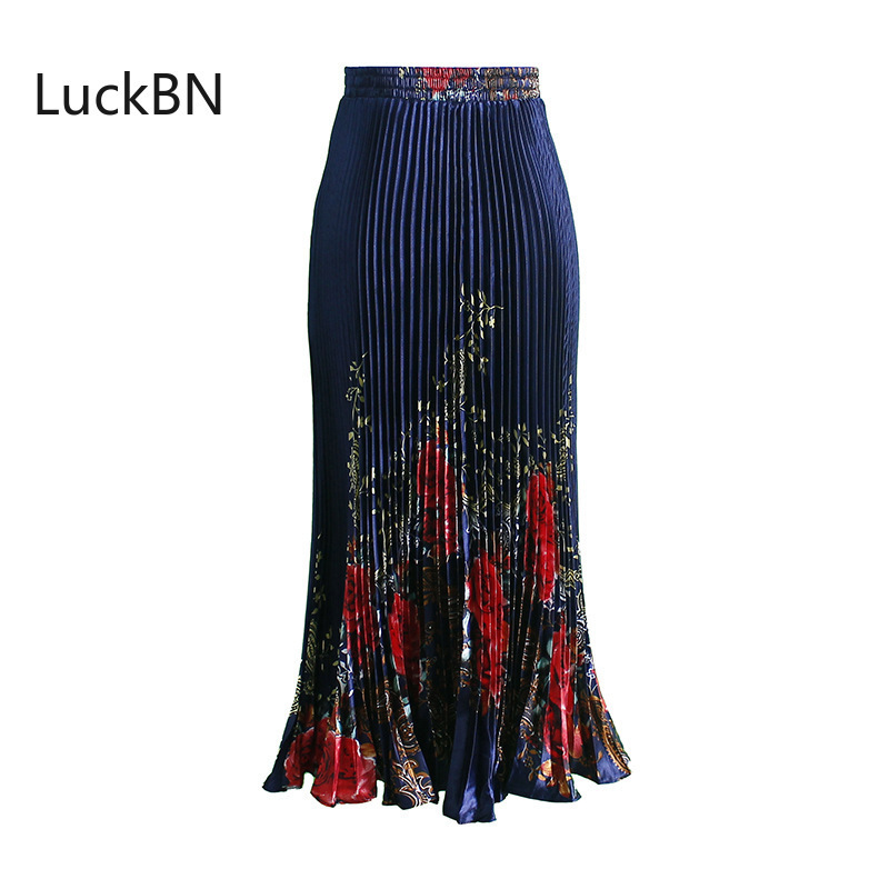 Vintage Cartoon Print Christmas Skirts Pleated Thin Silk Big Swing Umbrella Party Bright Satin High Waist Long Women 220317