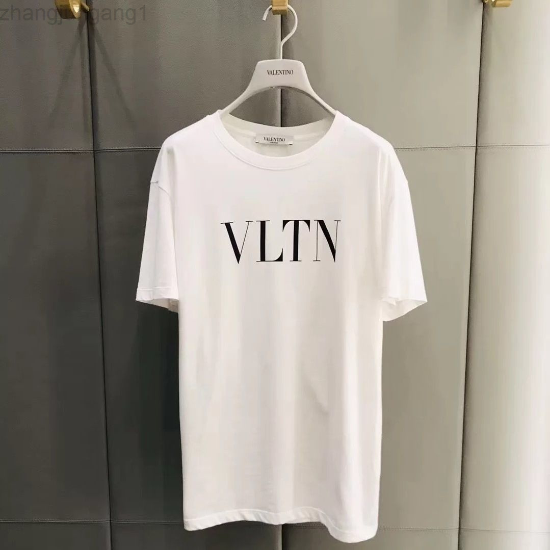 Designer Chao Brand Spring and Summer Warren T-shirt Pure Cotton Bottomed Short Sve Female Vlts Round Neck Short, No sale
Designer Chao Brand Spring and Summer Warren T-shirt Pure Cotton Bottomed Short Sve Female Vlts Round Neck Short, No sale