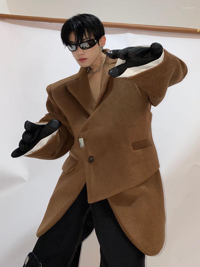 Men's Wool & Blends Fashion Brown Black Woolen Jacket Fake Two Pieces Advanced Design Long Sleeve Coat C45 Viol22
Men's Wool & Blends Fashion Brown Black Woolen Jacket Fake Two Pieces Advanced Design Long Sleeve Coat C45 Viol22