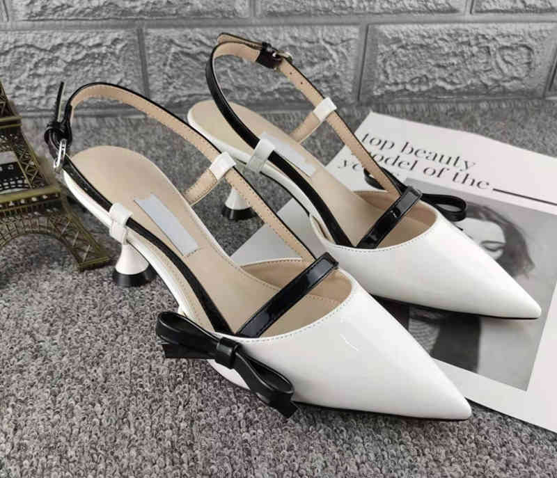 2022 spring and summer m patent leather pointed bow high heels hollow out color matching sandals cat and Fairy, Black
2022 spring and summer m patent leather pointed bow high heels hollow out color matching sandals cat and Fairy, Black