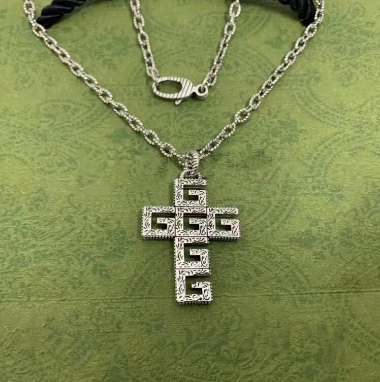 high quality letter G luxury jewelry gold chain pendants freeshipping bijoux designer cci hollowed-out cross 925 silver vintage necklace twist chain
high quality letter G luxury jewelry gold chain pendants freeshipping bijoux designer cci hollowed-out cross 925 silver vintage necklace twist chain