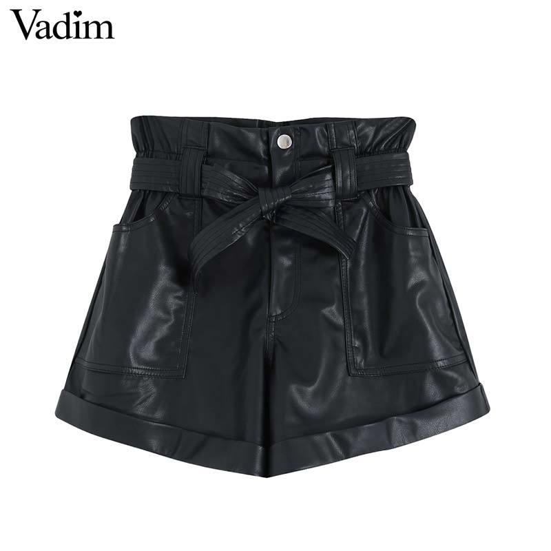 women pu leather black shorts zipper fly elastic waist pockets female casual shorts bow tie sashes pantalones cortos SA190 Y200403
women pu leather black shorts zipper fly elastic waist pockets female casual shorts bow tie sashes pantalones cortos SA190 Y200403