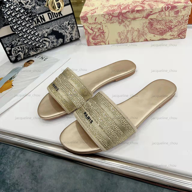 Designer Slipper Sandal Woman Luxury Rhinestone Embroider Flat Heel Womens Slippers Fluffy Real Leather Beach Sliders With Box Size 35-42