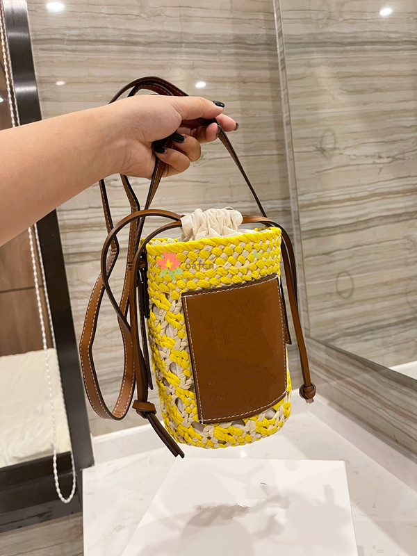 High Quality Designer Mini Bucket Bags Ladies Drawstring Handbags Shoulder Bags Wallets Straw Small Bag Classic Logo Crossbody Phone Bag, Black
High Quality Designer Mini Bucket Bags Ladies Drawstring Handbags Shoulder Bags Wallets Straw Small Bag Classic Logo Crossbody Phone Bag, Black