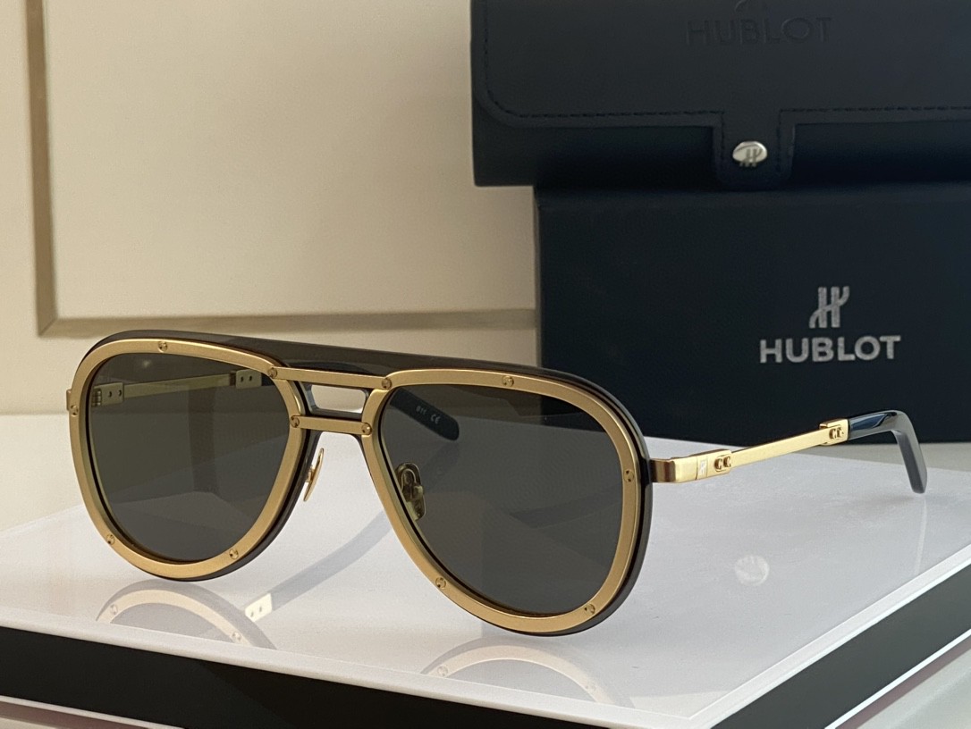 HUBLOT 007 Top Original high quality Designer Sunglasses for mens famous fashionable classic retro womens sunglasses luxury brand eyeglass Fashion design with box
HUBLOT 007 Top Original high quality Designer Sunglasses for mens famous fashionable classic retro womens sunglasses luxury brand eyeglass Fashion design with box