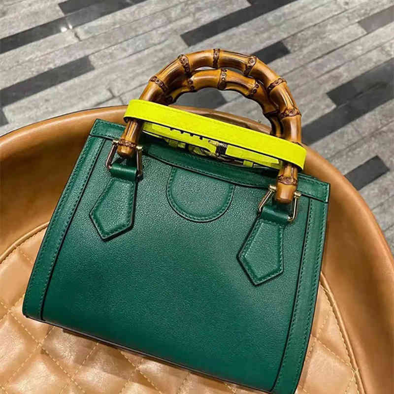 Designer Handbags Women Evening Bag Diana Vintage Quality Leather Bamboo Shoulder Messenger Tote Women's Fashion EJK6, Dark green large
Designer Handbags Women Evening Bag Diana Vintage Quality Leather Bamboo Shoulder Messenger Tote Women's Fashion EJK6, Dark green large