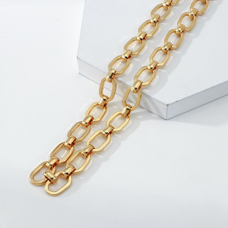Chains Hip Hop Curb Cuban Thick Chain Short Choker Necklace Men Simple Minimalist Chunky Collar Women Jewelry PartyChains
Chains Hip Hop Curb Cuban Thick Chain Short Choker Necklace Men Simple Minimalist Chunky Collar Women Jewelry PartyChains