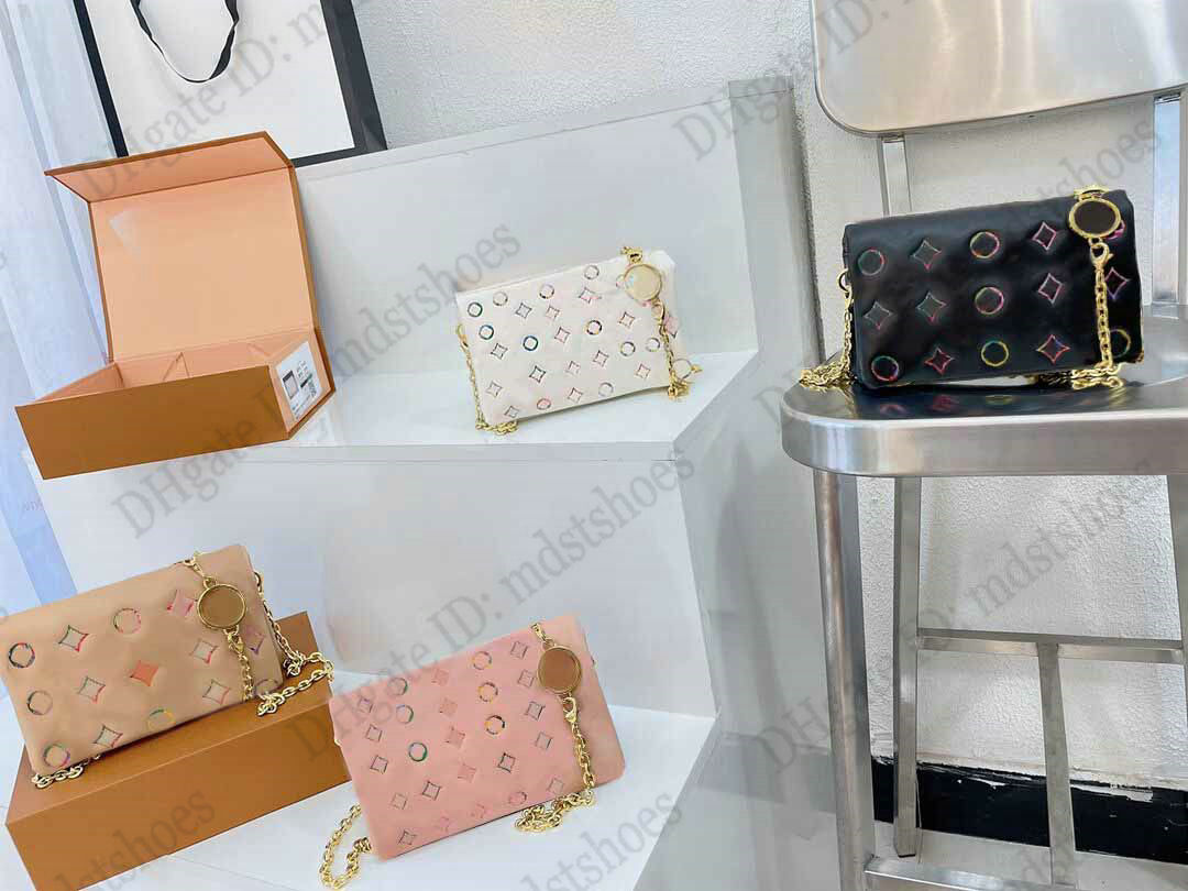 2022 Fall-Winter Pochette Coussin Chain Bag Flower Monograms Lambskin Handbag Women Luxurys Shoulder Purse Clutch Bags Crossbody M81693
2022 Fall-Winter Pochette Coussin Chain Bag Flower Monograms Lambskin Handbag Women Luxurys Shoulder Purse Clutch Bags Crossbody M81693