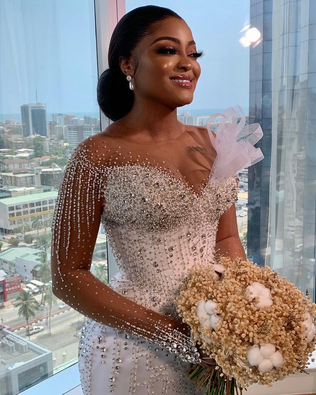 2022 Plus Size Arabic Aso Ebi Luxurious Sparkly Mermaid Wedding Dress Beaded Crystals Bridal Gowns Dresses ZJ440