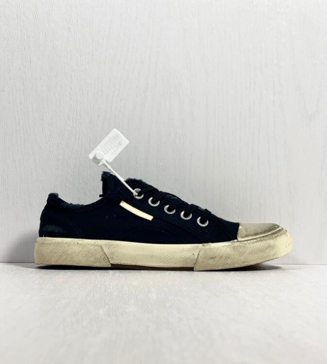 Shoes PARIS worn-out effect casual low-top espadrilles 35-46 lace-up vamp, Color 3
Shoes PARIS worn-out effect casual low-top espadrilles 35-46 lace-up vamp, Color 3