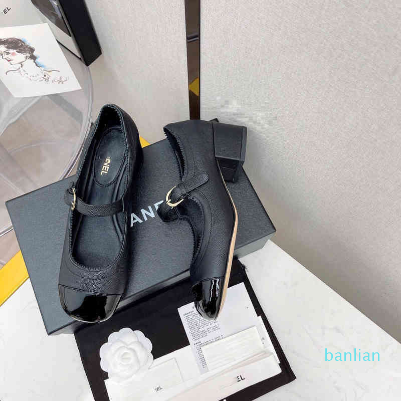 Designer-C retro little fragrance Mary Jane women's shoes black and white color matching one line buckle ballet shoes thick heel shoes
Designer-C retro little fragrance Mary Jane women's shoes black and white color matching one line buckle ballet shoes thick heel shoes