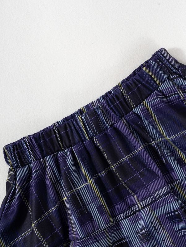 Girls Mountain & Letter Graphic Crop Tee & Plaid Skirt SHE