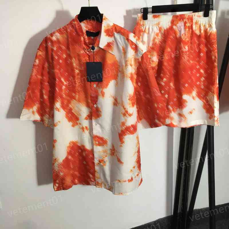 Shorts Shirts Two Piece Sets Women Tracksuit Gradient Smudge Lapel Short Sleeve Shirt And Elastic Waist Casual Shorts Suit Luxury Designer Womens Clothes
Shorts Shirts Two Piece Sets Women Tracksuit Gradient Smudge Lapel Short Sleeve Shirt And Elastic Waist Casual Shorts Suit Luxury Designer Womens Clothes
