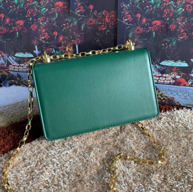 2022 Evening Bags Handbags Designer Bag Wallets Crossbody Bags Classic Genuine Leather Top Quality Version Full Accessories with Box
2022 Evening Bags Handbags Designer Bag Wallets Crossbody Bags Classic Genuine Leather Top Quality Version Full Accessories with Box