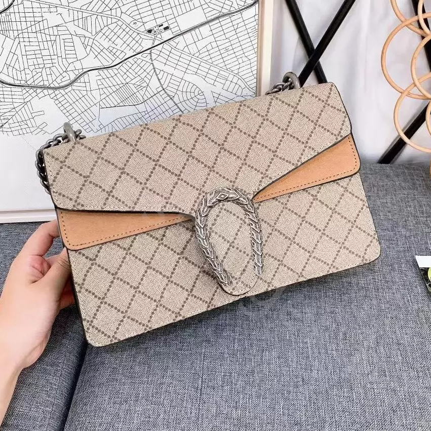 3AAA High Quality Classic Women Lady Flap Chain Fashion Bags Leather Crossbody Handbags Purses Backpack Tote Shoulder Bag purse wallet, Black
3AAA High Quality Classic Women Lady Flap Chain Fashion Bags Leather Crossbody Handbags Purses Backpack Tote Shoulder Bag purse wallet, Black