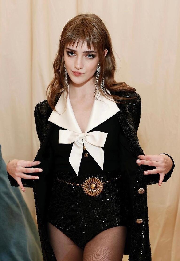 Women' Tracksuits 2022SS Spring Luxury Fashion Women Sequined Jacket Coat With Shorts Female High Quality Chic Suits Sets Ddxgz2 12.16, The shorts only
Women' Tracksuits 2022SS Spring Luxury Fashion Women Sequined Jacket Coat With Shorts Female High Quality Chic Suits Sets Ddxgz2 12.16, The shorts only