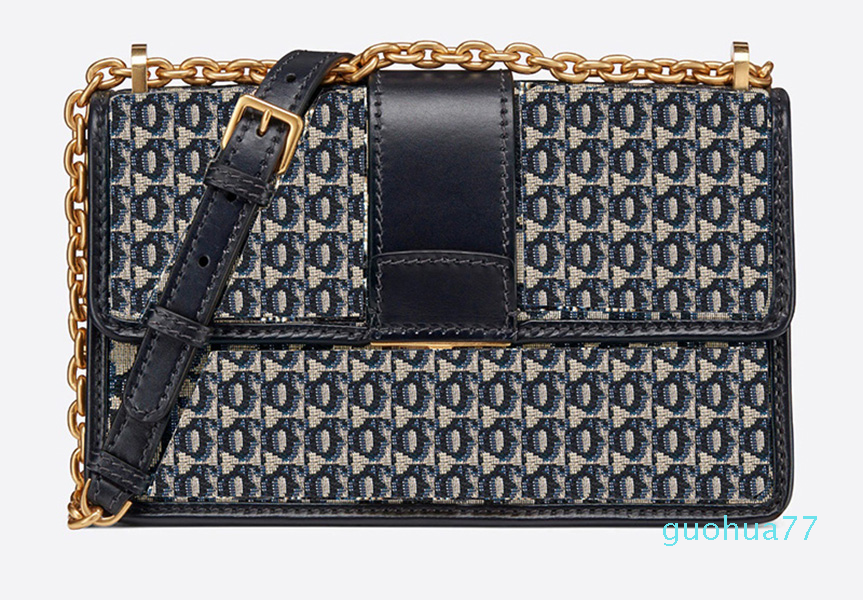 Designer Shoulder Bags Luxury Crossbody Classic womens handbags Blue jacquard fabric flap with vintage gold finish metal buckle High-quality, With packing box
Designer Shoulder Bags Luxury Crossbody Classic womens handbags Blue jacquard fabric flap with vintage gold finish metal buckle High-quality, With packing box