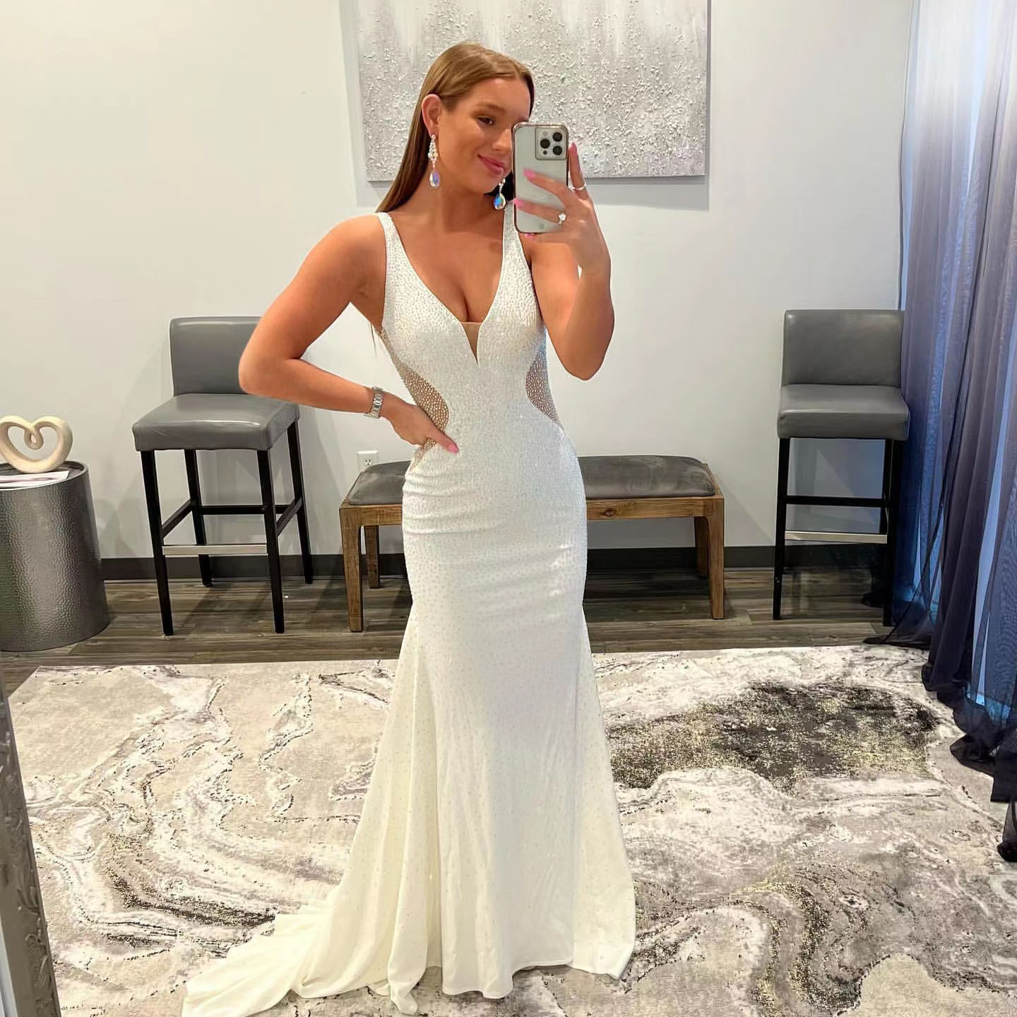 Sparkly White Wedding Dress 2022 For Women Backless Beading Sleeveless Floor Length V Neck Mermaid Dresses Bridal Gowns vestido de noiva