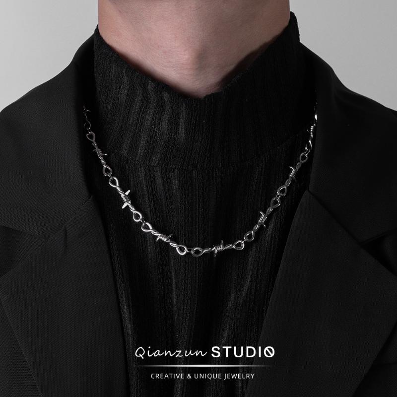 Chains Trendy Thistles And Thorns Hip Hop Man Necklace Unisex Clavicle Neck Chain Geometry Bracelet Jewelry WholesaleChains
Chains Trendy Thistles And Thorns Hip Hop Man Necklace Unisex Clavicle Neck Chain Geometry Bracelet Jewelry WholesaleChains
