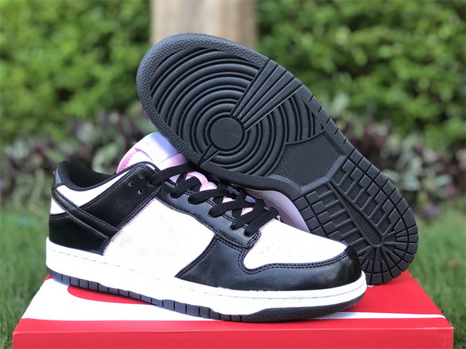 Basketball Shoes Low Running Essential Layers Black Patent Leather Pink Sports Sneakers Original Dj9955-600, #2
Basketball Shoes Low Running Essential Layers Black Patent Leather Pink Sports Sneakers Original Dj9955-600, #2