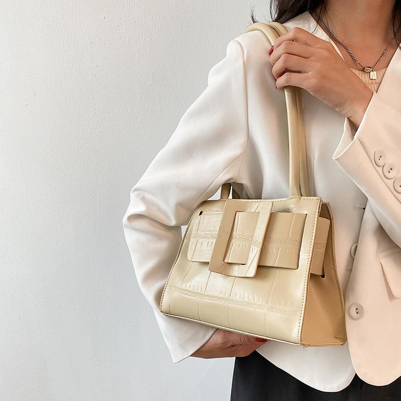 Evening Bags Stone Pattern Square Underarm Bag 2022 Summer High-quality PU Leather Women's Designer Handbag Solid Color Shoulder, Beige
Evening Bags Stone Pattern Square Underarm Bag 2022 Summer High-quality PU Leather Women's Designer Handbag Solid Color Shoulder, Beige