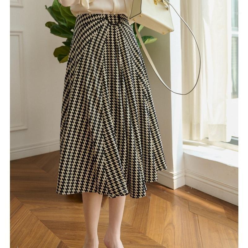 Skirts Elegant Retro Contrast Color Belt Buckle Irregular Striped Skirt Women 2022 Summer Women' Clothing, As the photo
Skirts Elegant Retro Contrast Color Belt Buckle Irregular Striped Skirt Women 2022 Summer Women' Clothing, As the photo
