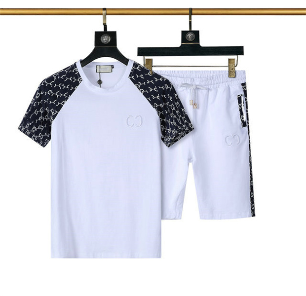 22ss New brand fashion Men's Tracksuits sports suit designer beach letter pattern for men and women S12
22ss New brand fashion Men's Tracksuits sports suit designer beach letter pattern for men and women S12