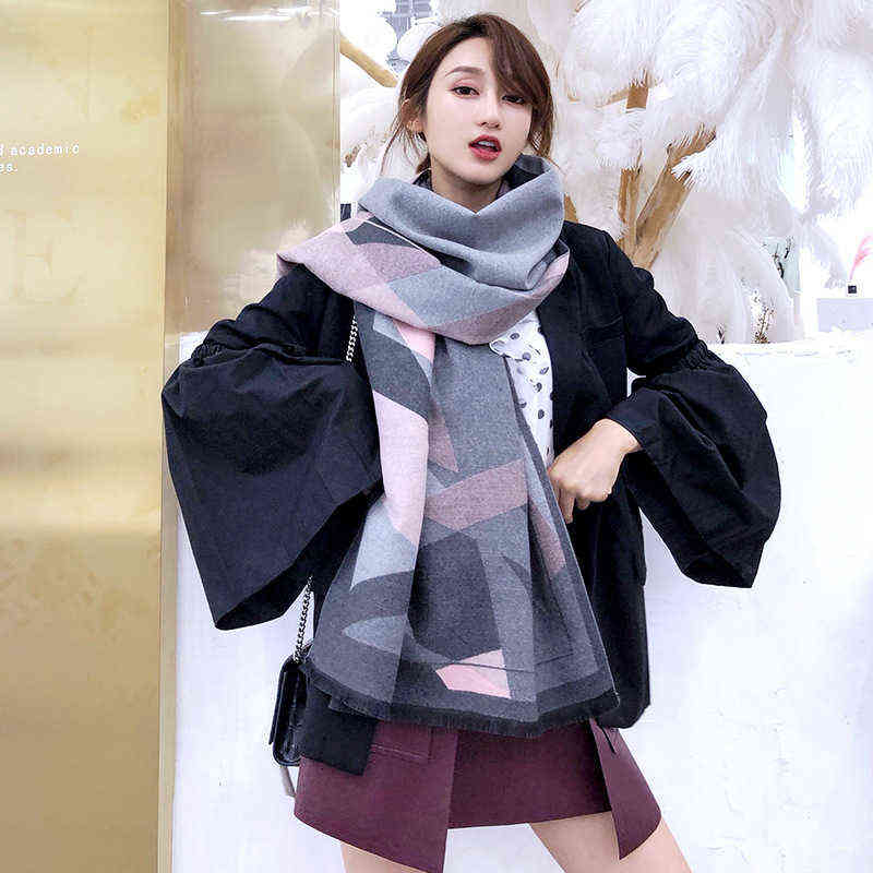 2020 Winter High Quality imitation cashmere double-sided thick scarf for women Korean air conditioning warm shawl neck scarfs T220727
2020 Winter High Quality imitation cashmere double-sided thick scarf for women Korean air conditioning warm shawl neck scarfs T220727