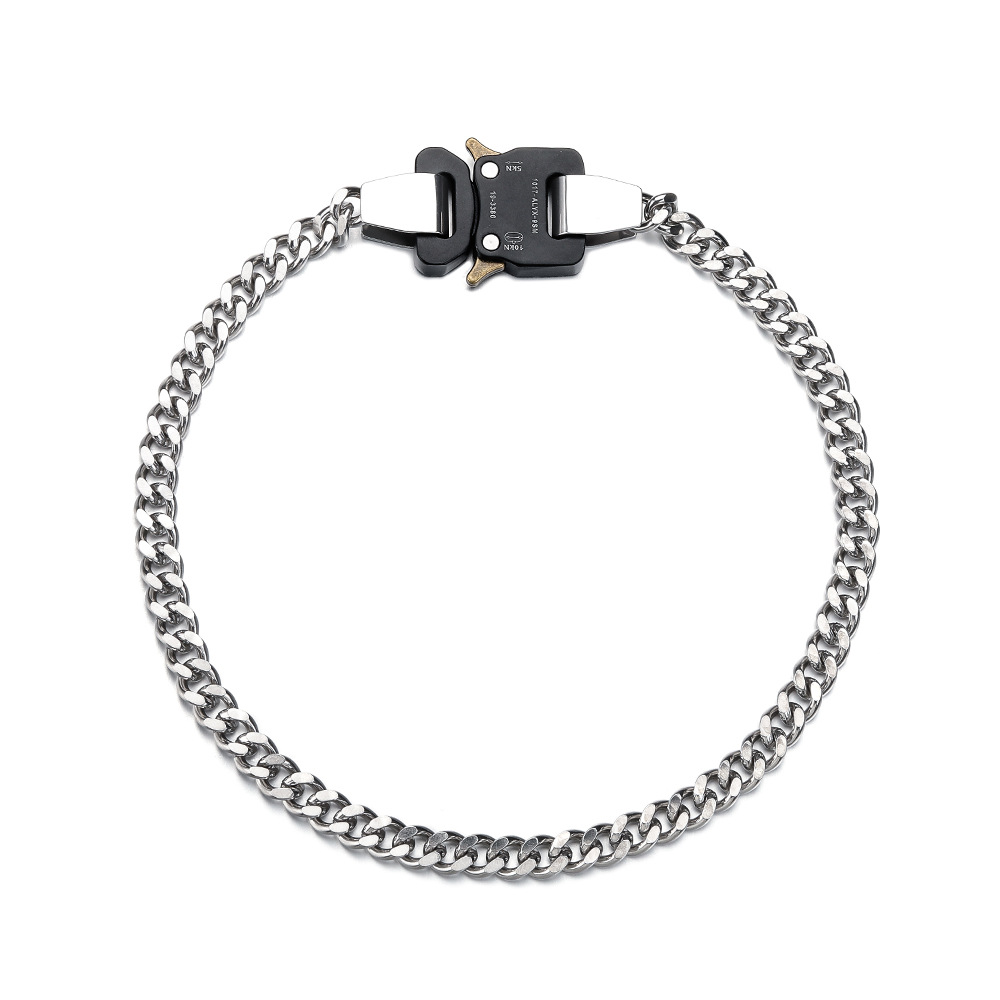 Chains ALYX CUBIX CHAIN NECKLACE Men Women Classic 1017 9SM Necklaces Signature Metal Buckle Stainless Steel Colorfast
Chains ALYX CUBIX CHAIN NECKLACE Men Women Classic 1017 9SM Necklaces Signature Metal Buckle Stainless Steel Colorfast