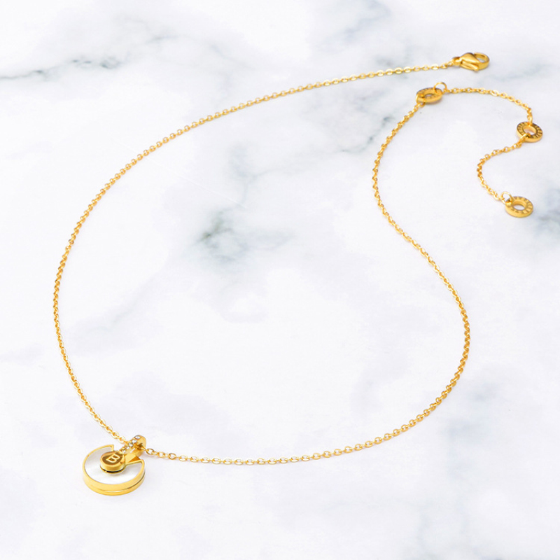 Round Shell Pendant Necklace Gold Plated Stainless Steel Jewelry for Women