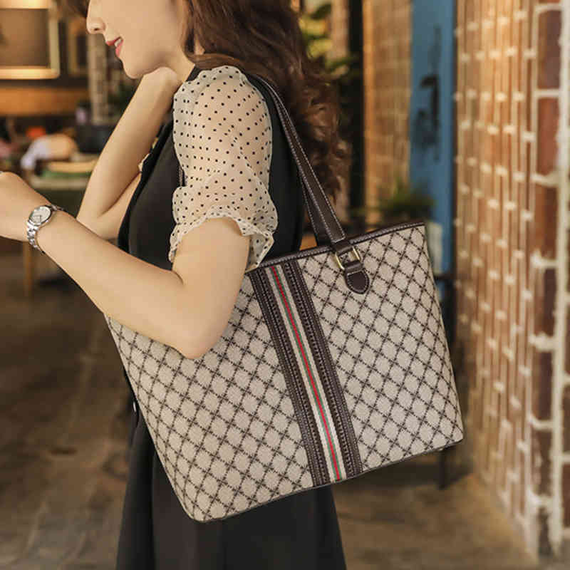 Big handbags new commuter versatile large capacity women's bag simple women's One Shoulder Tote Bag, Brown
Big handbags new commuter versatile large capacity women's bag simple women's One Shoulder Tote Bag, Brown