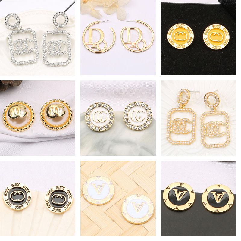 18K Gold Plated Designer Brand Ear Stud Earring 925 Silver White Crystal Pearl Party Women Earrings Wedding Lovers Gift Engagement Luxury Jewelry Bride ER0241-260 
18K Gold Plated Designer Brand Ear Stud Earring 925 Silver White Crystal Pearl Party Women Earrings Wedding Lovers Gift Engagement Luxury Jewelry Bride ER0241-260