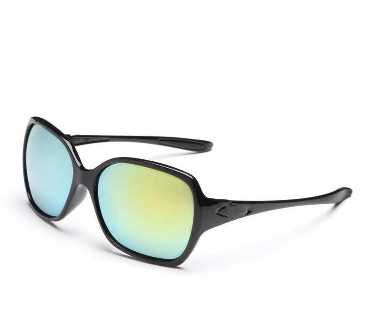 pop fashion sunglasses Independent designer design Cool sense of Technology
pop fashion sunglasses Independent designer design Cool sense of Technology