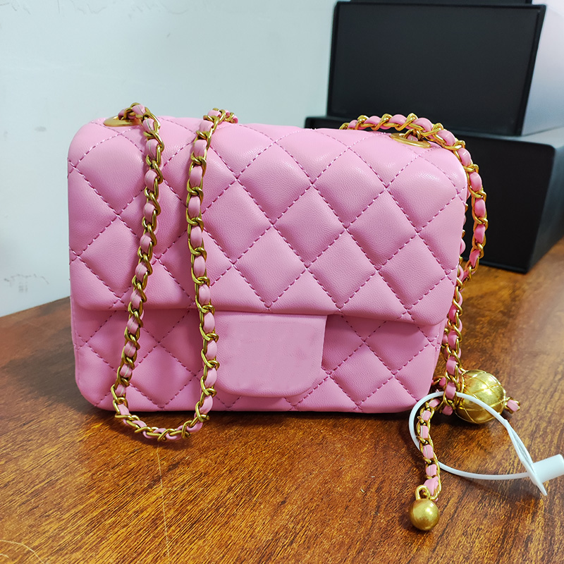2022Ss Classic Mini Flap Pink Red Pearl Crush Gold Ball Bags Lambskin Quilted Rectangular Purse Adjustable Shoulder Strap Crossbody Pocket Designer Hnadbag 17CM, Box
2022Ss Classic Mini Flap Pink Red Pearl Crush Gold Ball Bags Lambskin Quilted Rectangular Purse Adjustable Shoulder Strap Crossbody Pocket Designer Hnadbag 17CM, Box
