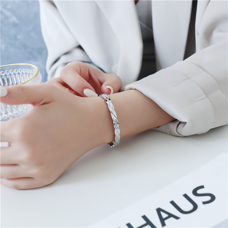 18K gold classic stainless steel bangle bracelets for women diamond rhombus designer luxury love bracelet jewelry