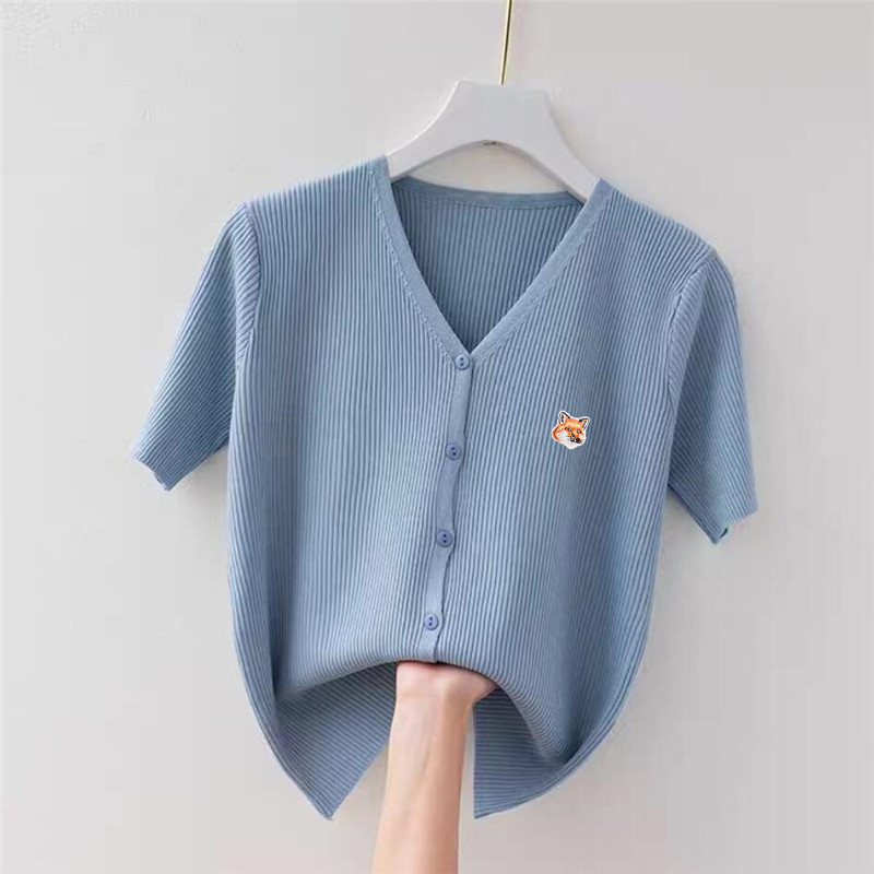 New Summer Women Knitting T Shirt Tops Luxury Maison Fox Mascot Embroidery Logo Appliqued O-neck T Shirt Fashion Short Sleeve, Black
New Summer Women Knitting T Shirt Tops Luxury Maison Fox Mascot Embroidery Logo Appliqued O-neck T Shirt Fashion Short Sleeve, Black
