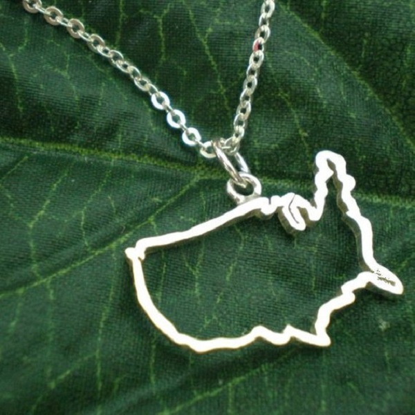 10PCS Outline United States Map Pendant Necklace Geometric USA Silhouette American Country Nation Continent Charm Chain Necklaces