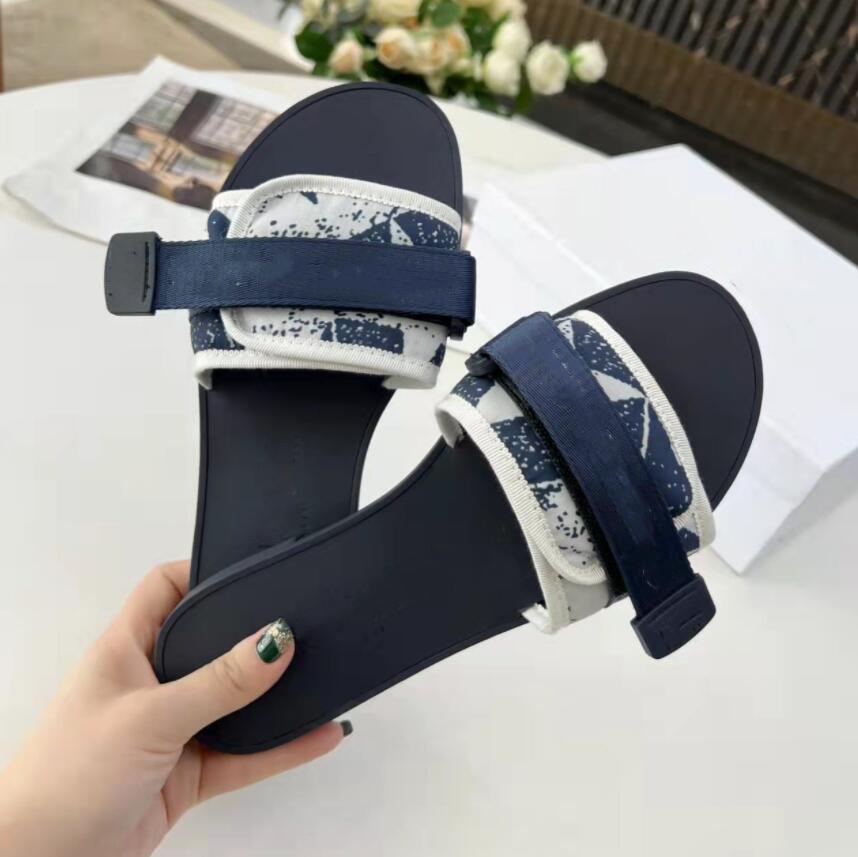 Designer Slippers For Woman Oran Sandals Fashion Patchwork Real Leather Flats Beach Slide Womens Sandles Luxurious Sliders Slippers With Box
Designer Slippers For Woman Oran Sandals Fashion Patchwork Real Leather Flats Beach Slide Womens Sandles Luxurious Sliders Slippers With Box