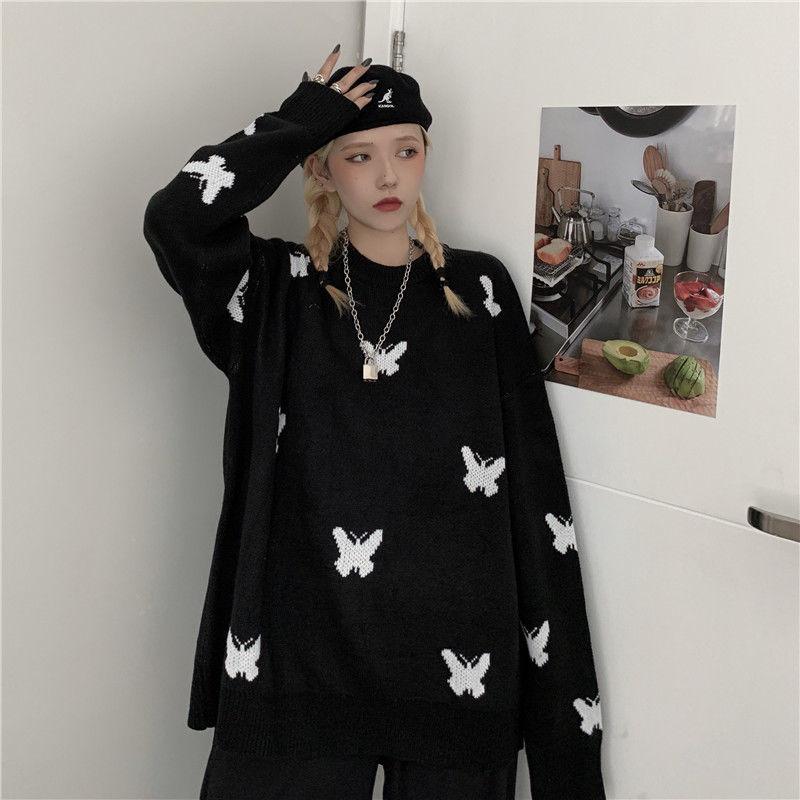 Women' Hoodies & Sweatshirts High Street Dark Round Neck Butterfly Pattern Pure Color Sweater Women' Loose Warm Korean Knitted Pullove, Black 01
Women' Hoodies & Sweatshirts High Street Dark Round Neck Butterfly Pattern Pure Color Sweater Women' Loose Warm Korean Knitted Pullove, Black 01