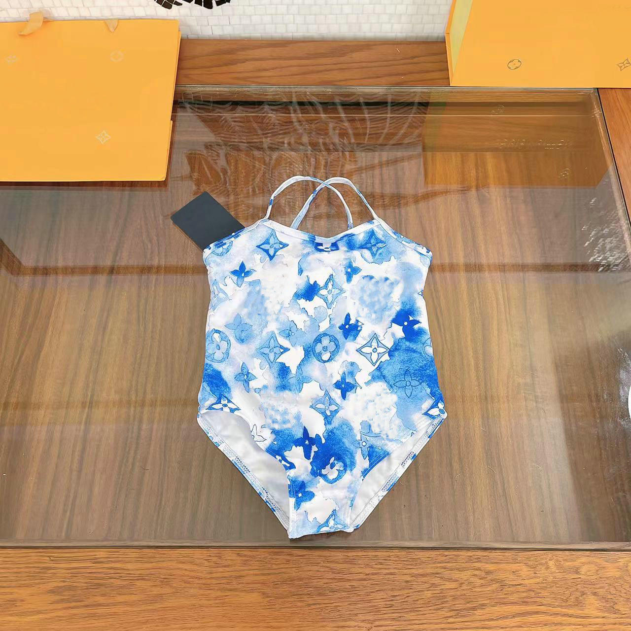HOT Designer kids Swim one-pieces Swimsuit Summer Cotton Girls Fashion Swim Wear Beach Bikinis Children Swimwears 1-8T, Blue
HOT Designer kids Swim one-pieces Swimsuit Summer Cotton Girls Fashion Swim Wear Beach Bikinis Children Swimwears 1-8T, Blue