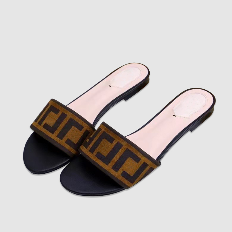 2022 Luxury designer leather ladies sandals summer flat shoes fashion beach women slippers F letter drag 35-42, 10
2022 Luxury designer leather ladies sandals summer flat shoes fashion beach women slippers F letter drag 35-42, 10