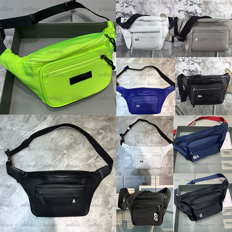Newest Waist Bags Explorer beltpack Army Large Beltbag in black Arena Lambskin Adjustable nylon belt with buckle closure casual bags Man's Handbag crossbody Luxurys, Customize
Newest Waist Bags Explorer beltpack Army Large Beltbag in black Arena Lambskin Adjustable nylon belt with buckle closure casual bags Man's Handbag crossbody Luxurys, Customize
