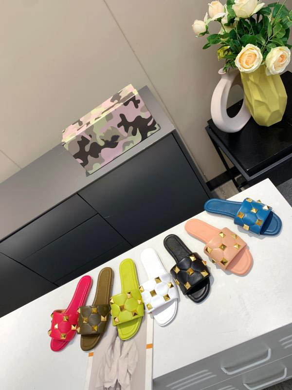 Designer Women Slippers Sandals Casual FLAT ROMAN STUD SLIDE SANDAL QUILTED GRAINY CALFSKIN SADDLE BROWN Summer Top Luxury Fashion Ladies Beach Flat Flip Flops, Customized
Designer Women Slippers Sandals Casual FLAT ROMAN STUD SLIDE SANDAL QUILTED GRAINY CALFSKIN SADDLE BROWN Summer Top Luxury Fashion Ladies Beach Flat Flip Flops, Customized