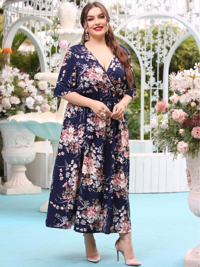 Plus Size Dresses 4XL Casual Dress Women 2022 Summer V Neck Short Sleeve Floral Print Beach Maxi High Waist Long Bohemian Jasp22, Navy blue 
Plus Size Dresses 4XL Casual Dress Women 2022 Summer V Neck Short Sleeve Floral Print Beach Maxi High Waist Long Bohemian Jasp22, Navy blue