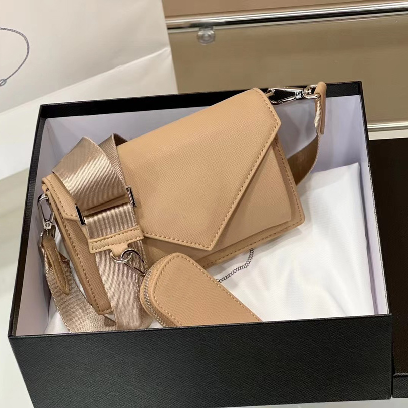 Designer Bags Envelope Flap Handbag Women Shoulder Bag Fashion Brand Luxury Crossbody Chain Bags Message Tote Lady Purse Wallet, More photos
Designer Bags Envelope Flap Handbag Women Shoulder Bag Fashion Brand Luxury Crossbody Chain Bags Message Tote Lady Purse Wallet, More photos