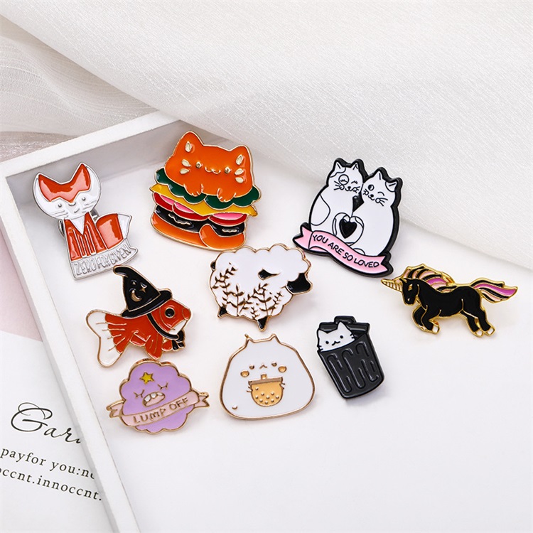 Customized Brooch Animal Hard Enamel Pin Cute Cartoon Badge Clothing Charms Jewelry For Men Women Goldfish Horse Custom Bulk Enamel Brooches 1092 D3
Customized Brooch Animal Hard Enamel Pin Cute Cartoon Badge Clothing Charms Jewelry For Men Women Goldfish Horse Custom Bulk Enamel Brooches 1092 D3