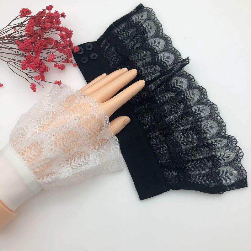 Five Fingers Gloves Women Autumn Layered Sheer Lace Decorative Horn Cuffs Leaves Patterned Detachable Sweater Fake Sleeve Doll Wrist Warmer
Five Fingers Gloves Women Autumn Layered Sheer Lace Decorative Horn Cuffs Leaves Patterned Detachable Sweater Fake Sleeve Doll Wrist Warmer