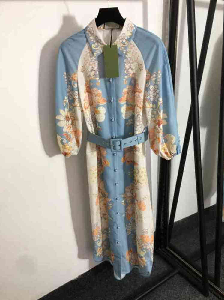Womens Designer Dresses Fashion Logo Print Temperament Flower Blue Lace-up Waist Long-sleeved Dress Luxury High Quality Dress For Women Clothing 0912
Womens Designer Dresses Fashion Logo Print Temperament Flower Blue Lace-up Waist Long-sleeved Dress Luxury High Quality Dress For Women Clothing 0912