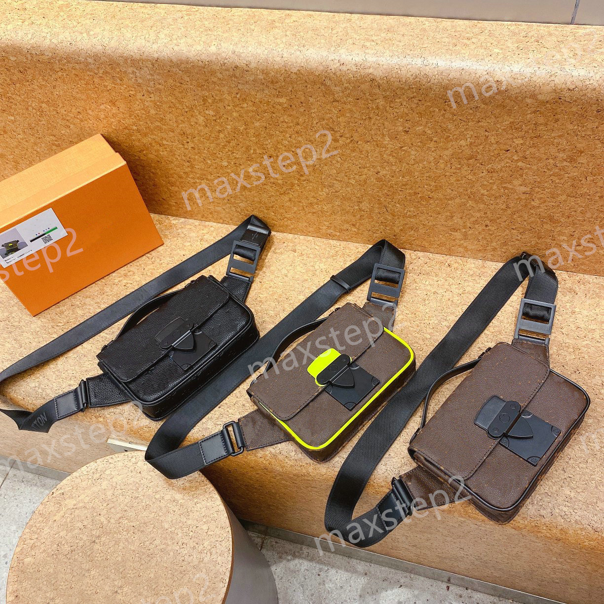 S Lock Sling Belt Bag Monograms Macassar canvas V stitched Handle Handbag with Matte Black Metal Lock Detachable Strap Mens Cross Body M45807
S Lock Sling Belt Bag Monograms Macassar canvas V stitched Handle Handbag with Matte Black Metal Lock Detachable Strap Mens Cross Body M45807